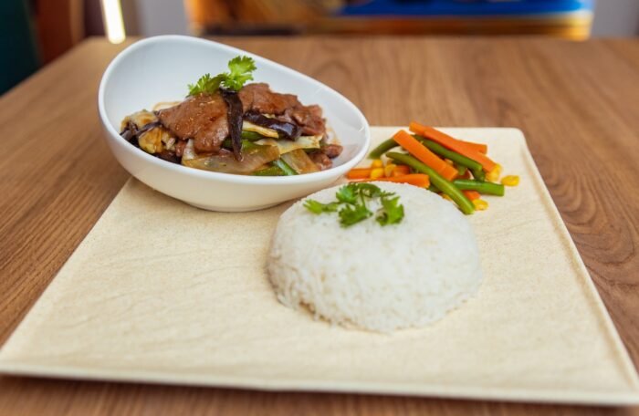 Australian beef tender in black pepper sauce