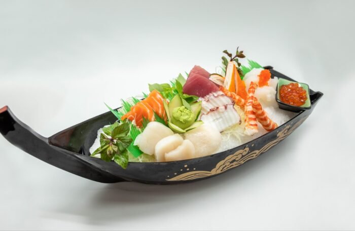 SASHIMI SELECTION (28pcs)